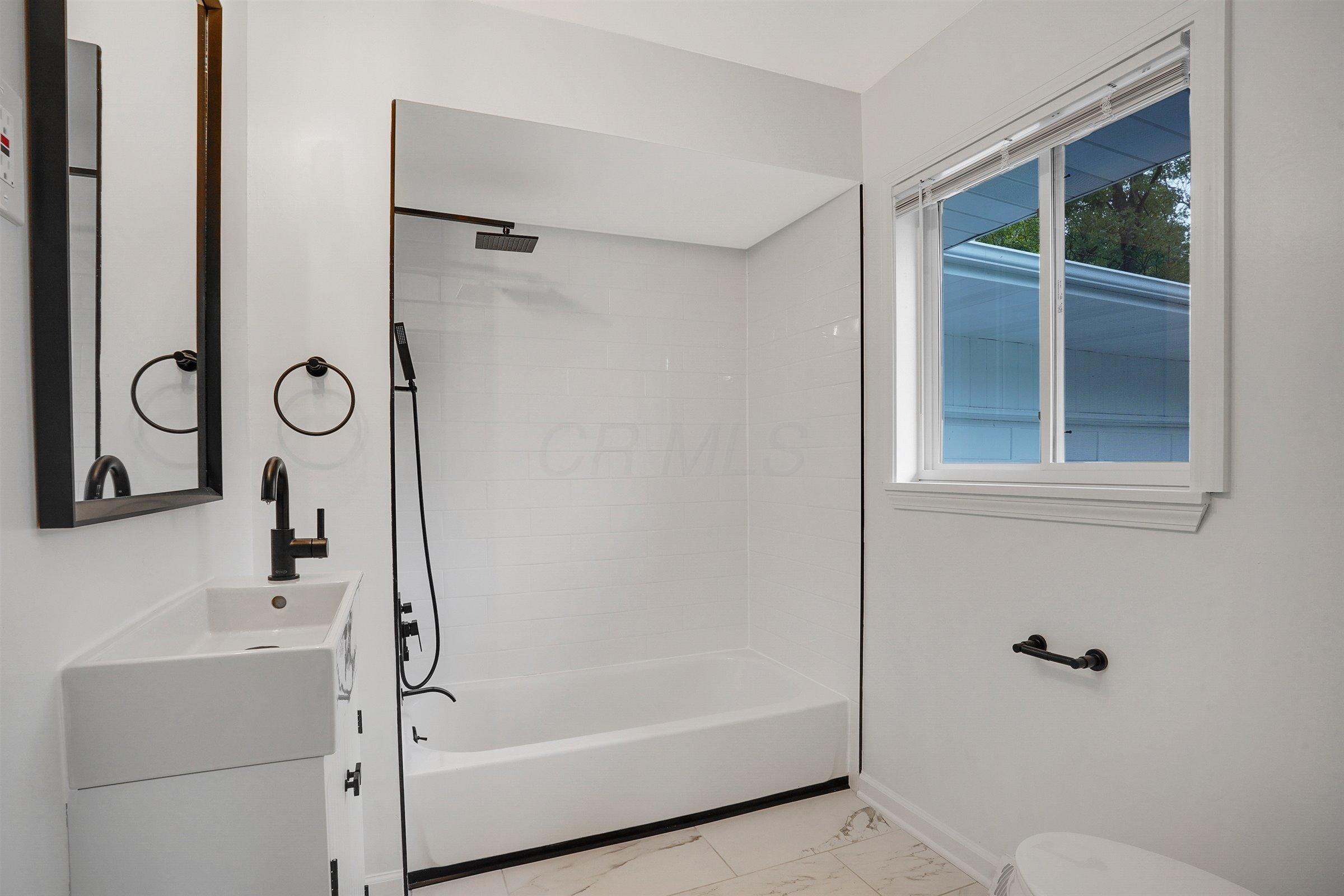3137 Minerva Lake Road Columbus, OH 43231 - Photo 20 of 30 Gallery Image 20