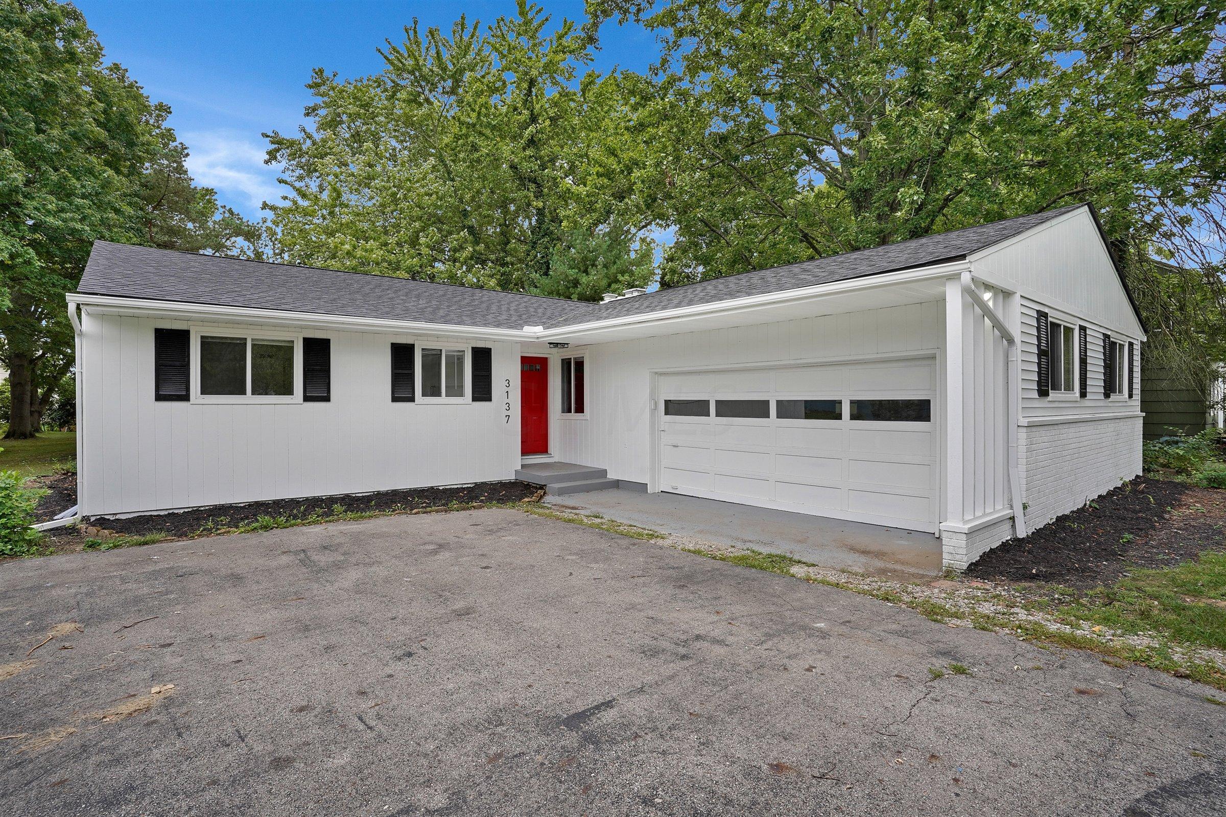 3137 Minerva Lake Road Columbus, OH 43231 - Photo 2 of 30 Gallery Image 2