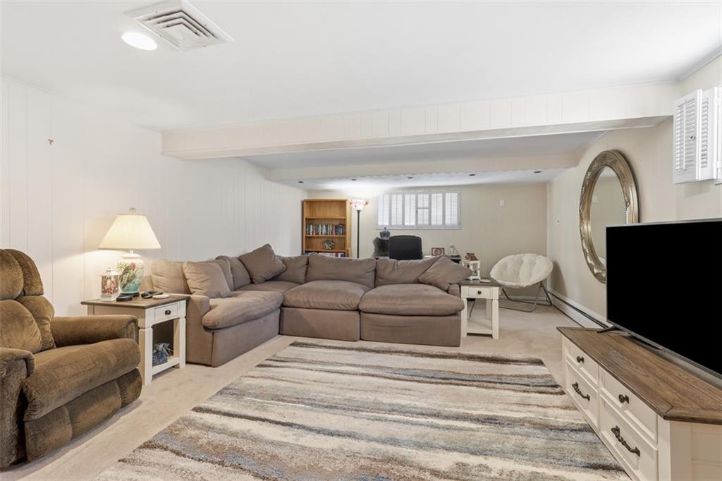 6725 Verona Road Verona, PA 15147 - Photo 21 of 35