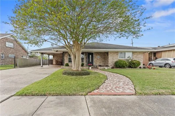 $264,900 | 1104 Perrin Drive, Arabi, LA 70032