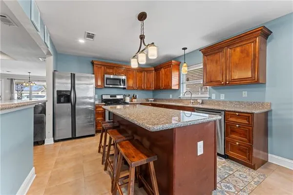 $264,900 | 1104 Perrin Drive, Arabi, LA 70032