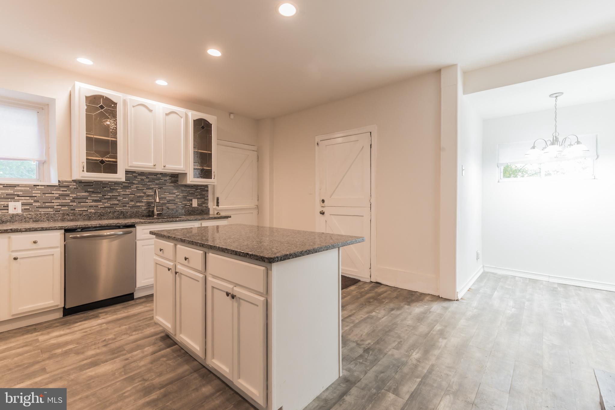 605 Vernon Road Philadelphia, PA 19119 - Photo 14 of 36