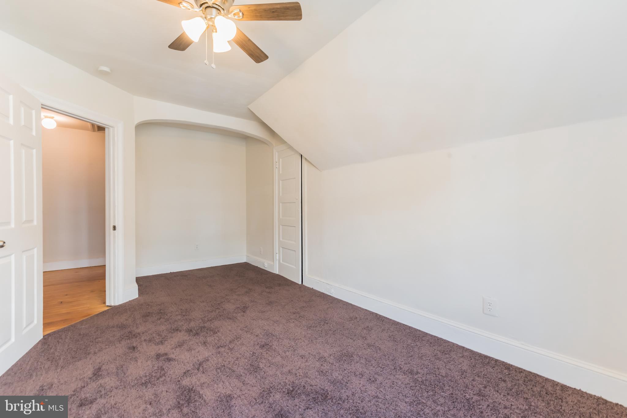 605 Vernon Road Philadelphia, PA 19119 - Photo 32 of 36