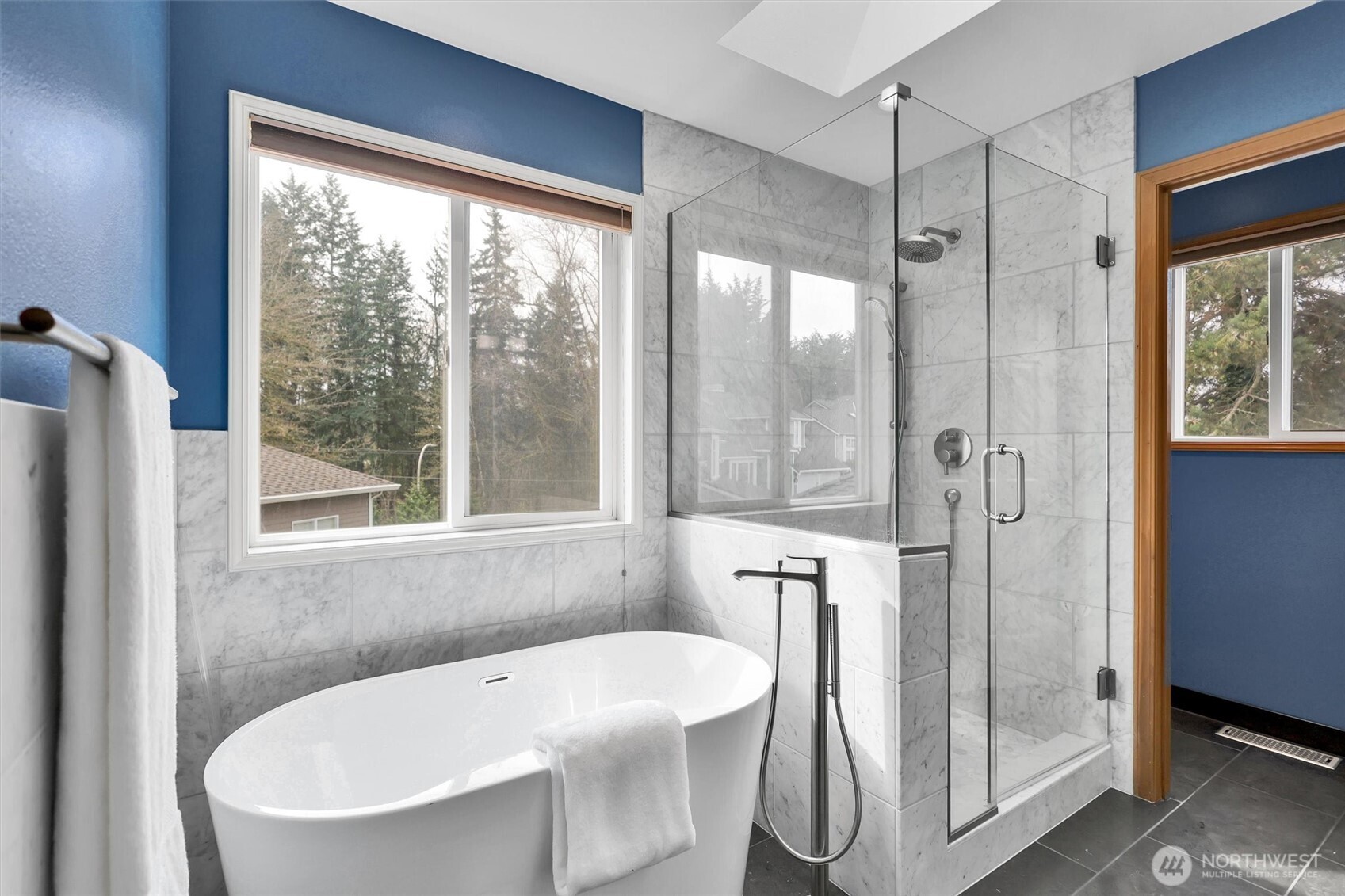 1613 Hoquiam Place Northeast Renton, WA 98059 - Photo 16 of 38