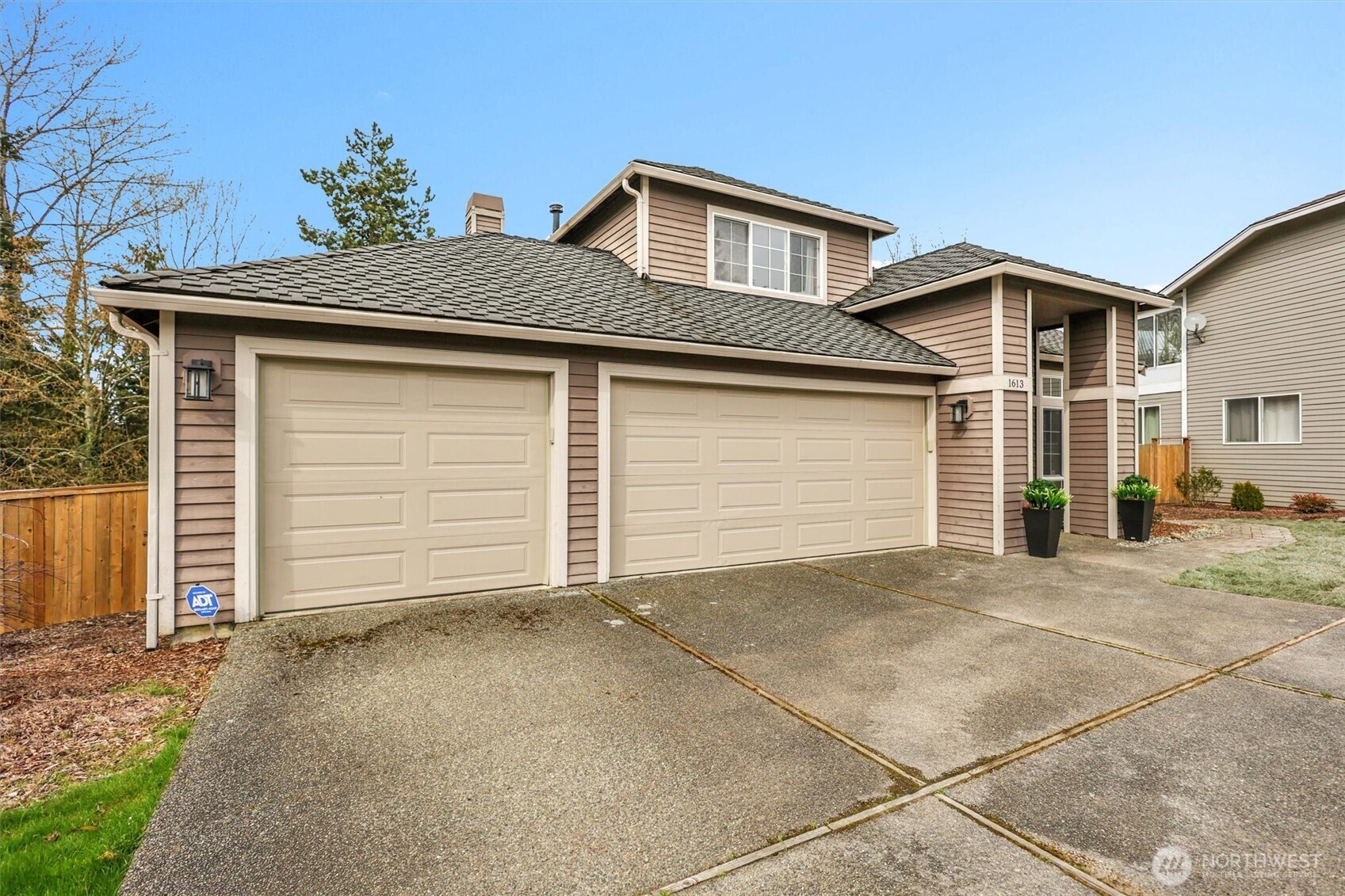 1613 Hoquiam Place Northeast Renton, WA 98059 - Photo 30 of 38