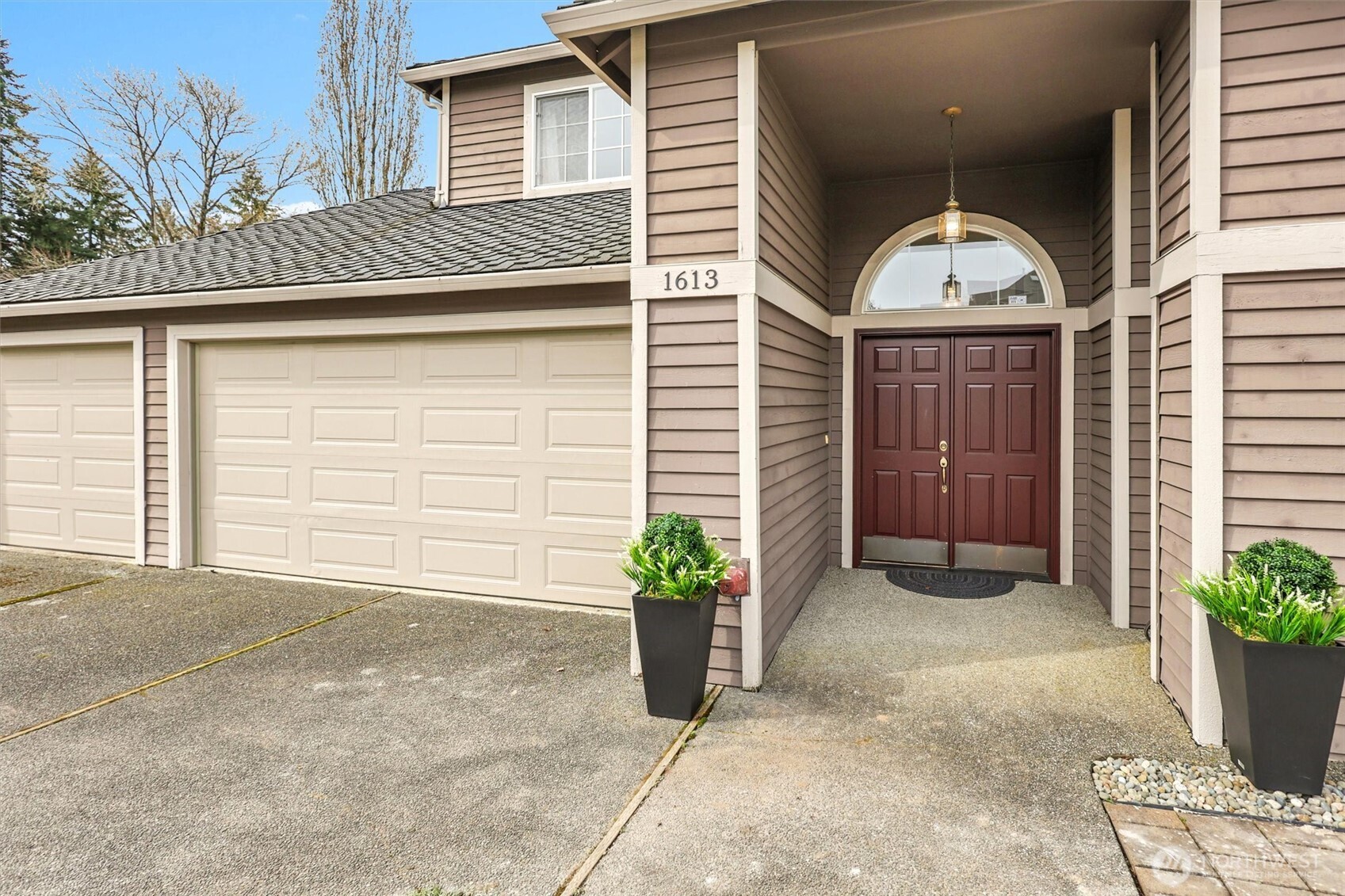 1613 Hoquiam Place Northeast Renton, WA 98059 - Photo 31 of 38