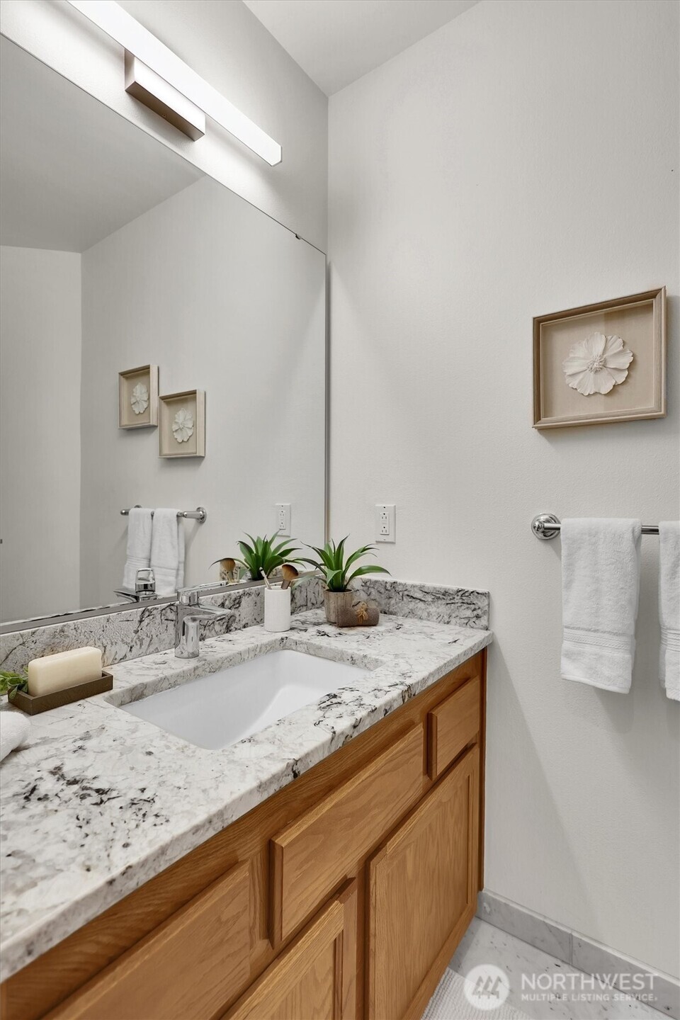 1613 Hoquiam Place Northeast Renton, WA 98059 - Photo 7 of 38