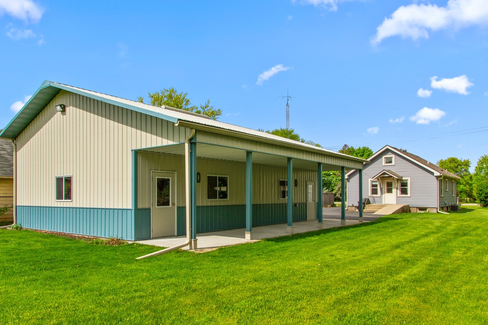 338 Marengo Road Harvard, IL 60033 - Photo 4 of 27