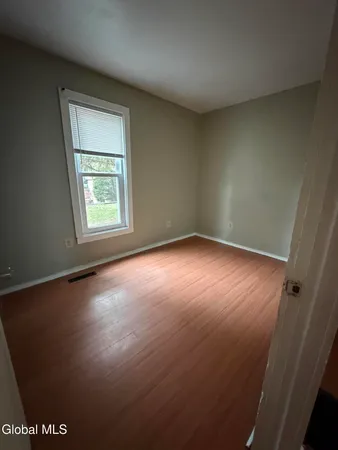 $1,550 | 20 Baldwin Avenue, Unit 1, Glens Falls, NY 12801
