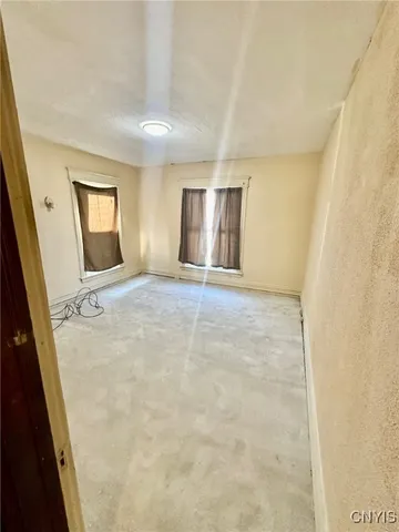 $159,900 | 121 West Pleasant Avenue, Syracuse, NY 13205