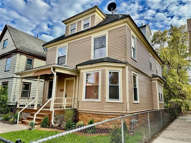 $159,900 | 121 West Pleasant Avenue, Syracuse, NY 13205