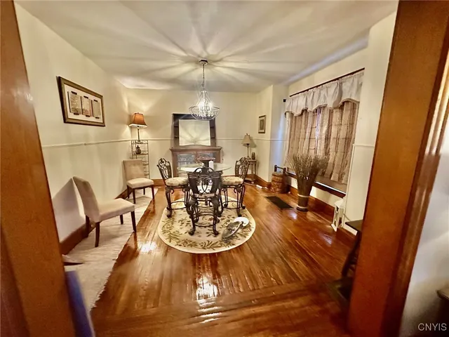 $159,900 | 121 West Pleasant Avenue, Syracuse, NY 13205