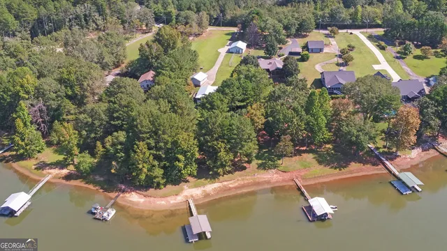 $679,000 | 88 East Currahee Street, Toccoa, GA 30577