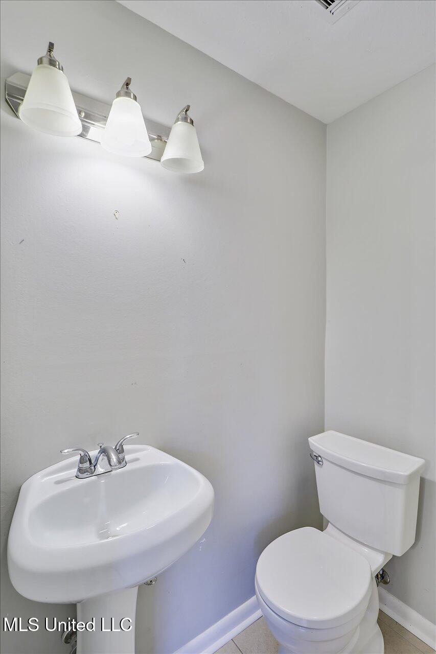 167 Lakebend Circle Brandon, MS 39042 - Photo 13 of 29 15-167 Lakebend Cir