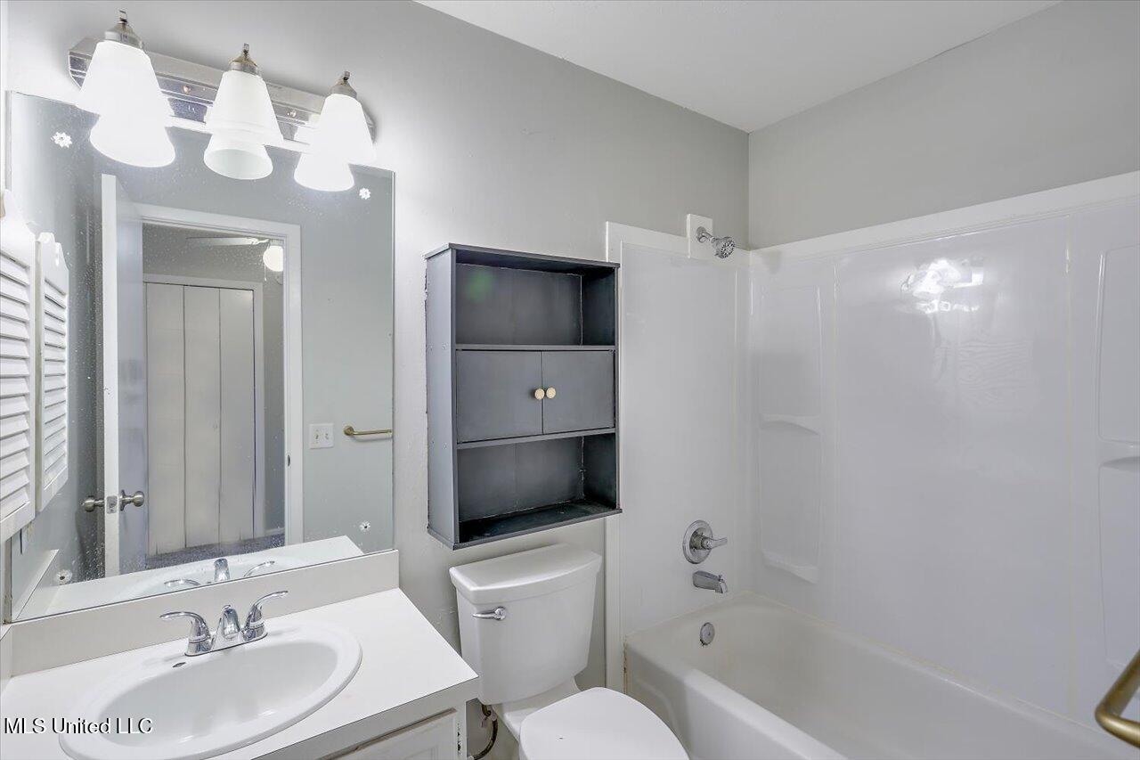 167 Lakebend Circle Brandon, MS 39042 - Photo 16 of 29 18-167 Lakebend Cir