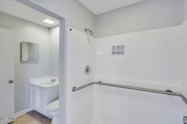 $1,800 | 167 Lakebend Circle, Brandon, MS 39042