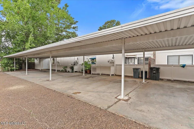 $1,800 | 167 Lakebend Circle, Brandon, MS 39042