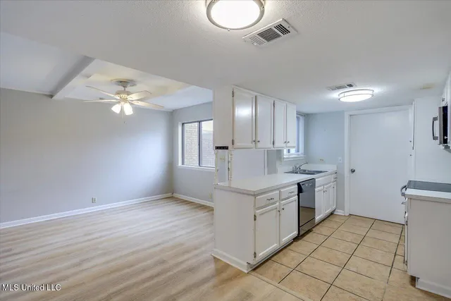 $1,800 | 167 Lakebend Circle, Brandon, MS 39042