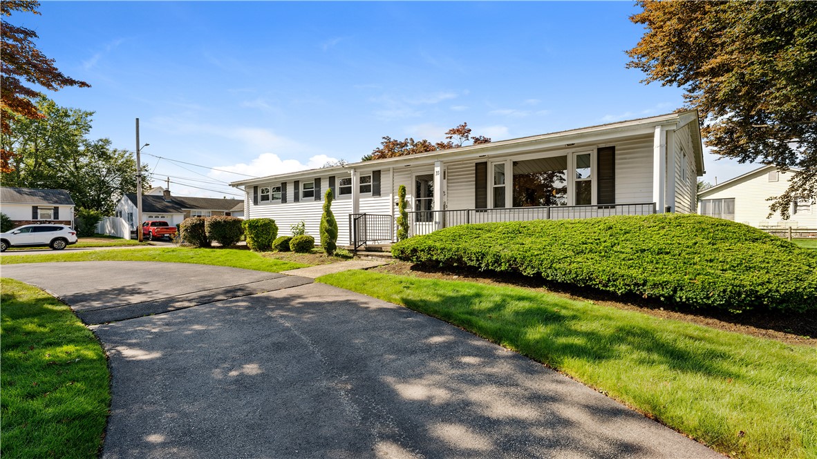 33 Newell Road Cranston, RI 02910 - Photo 1 of 44 Gallery Image 1