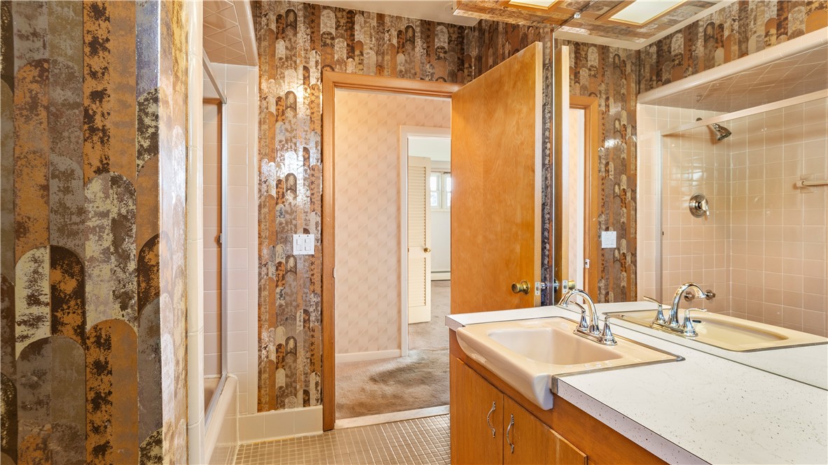 33 Newell Road Cranston, RI 02910 - Photo 23 of 44 Gallery Image 23