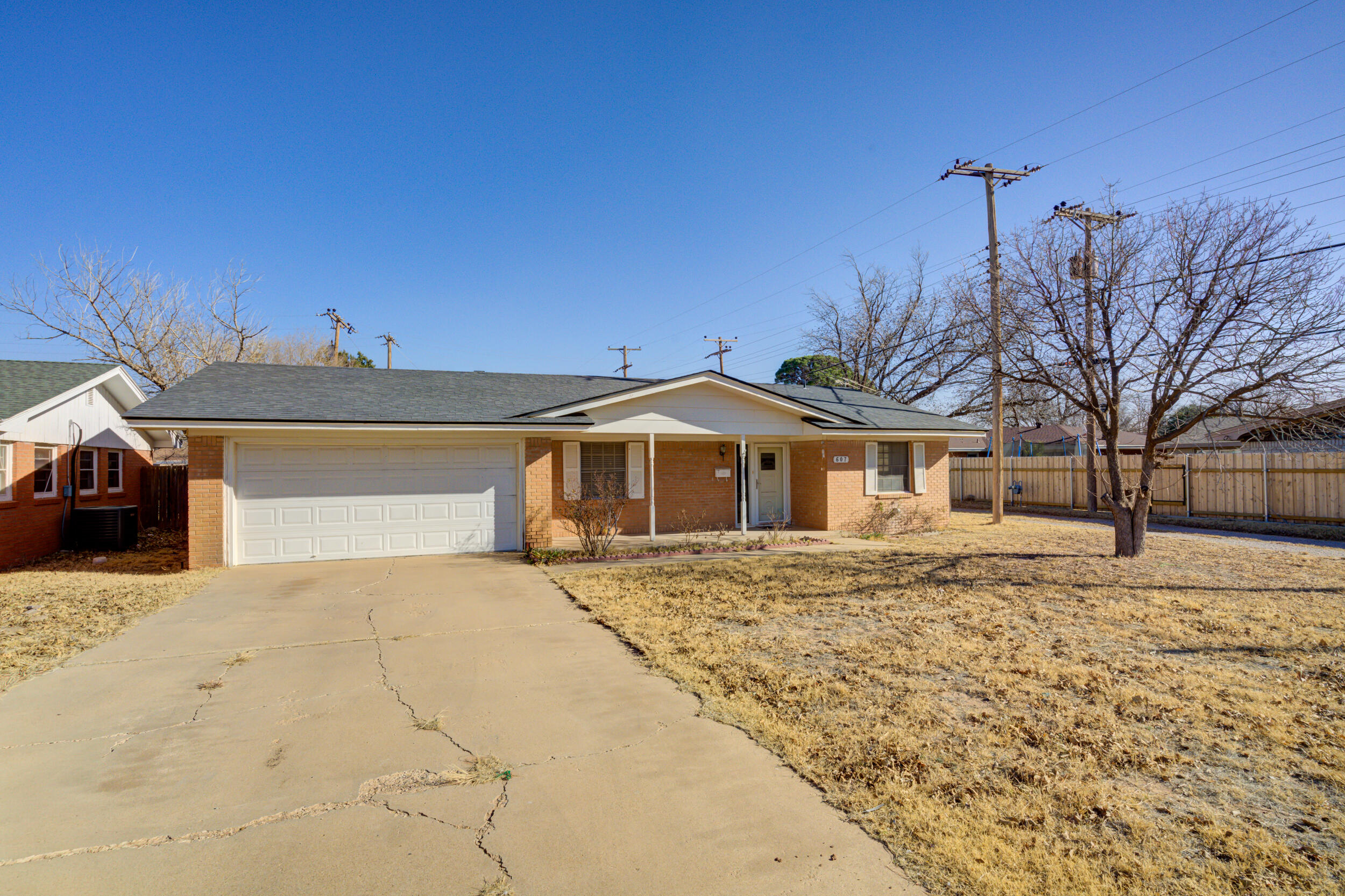 607 Chicago Avenue Lubbock, TX 79416 - Photo 2 of 41 DSC08306_07_08_09_10