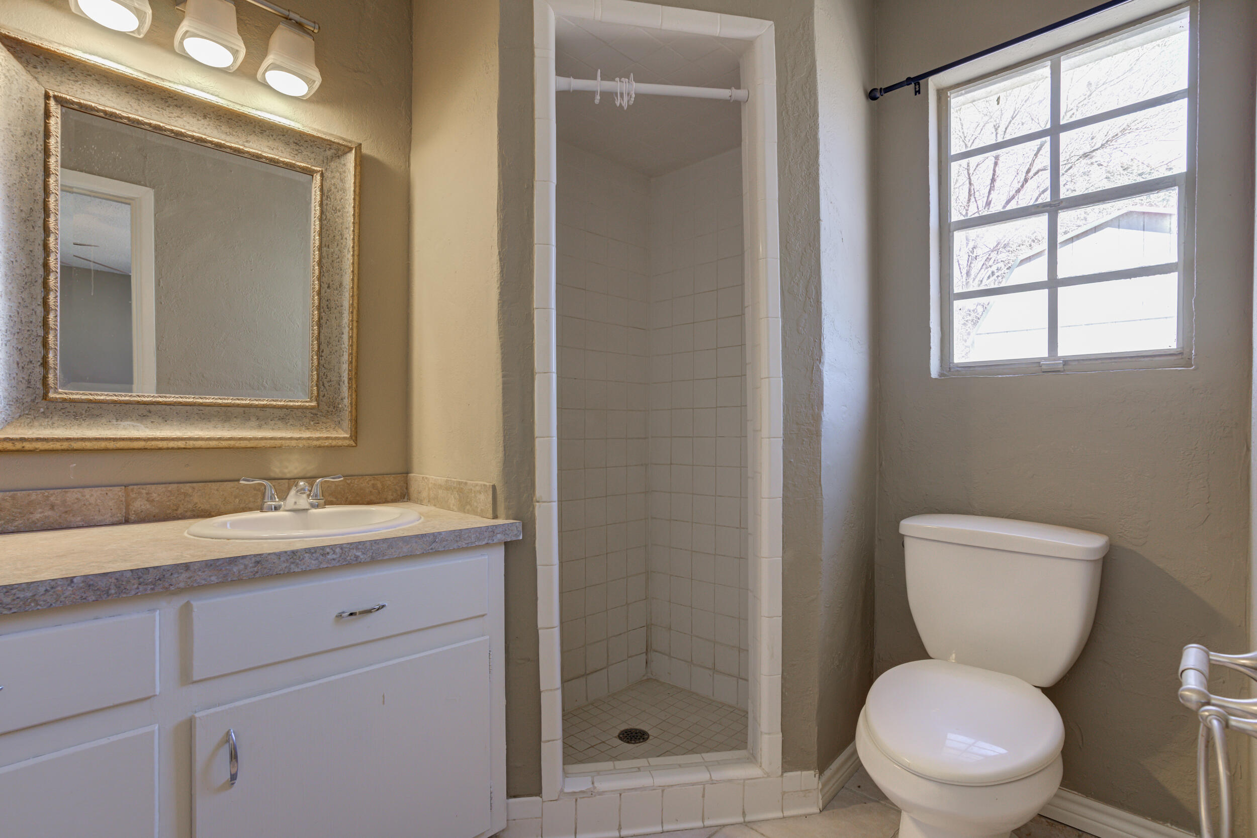 607 Chicago Avenue Lubbock, TX 79416 - Photo 29 of 41 DSC08256_57_58_59_60