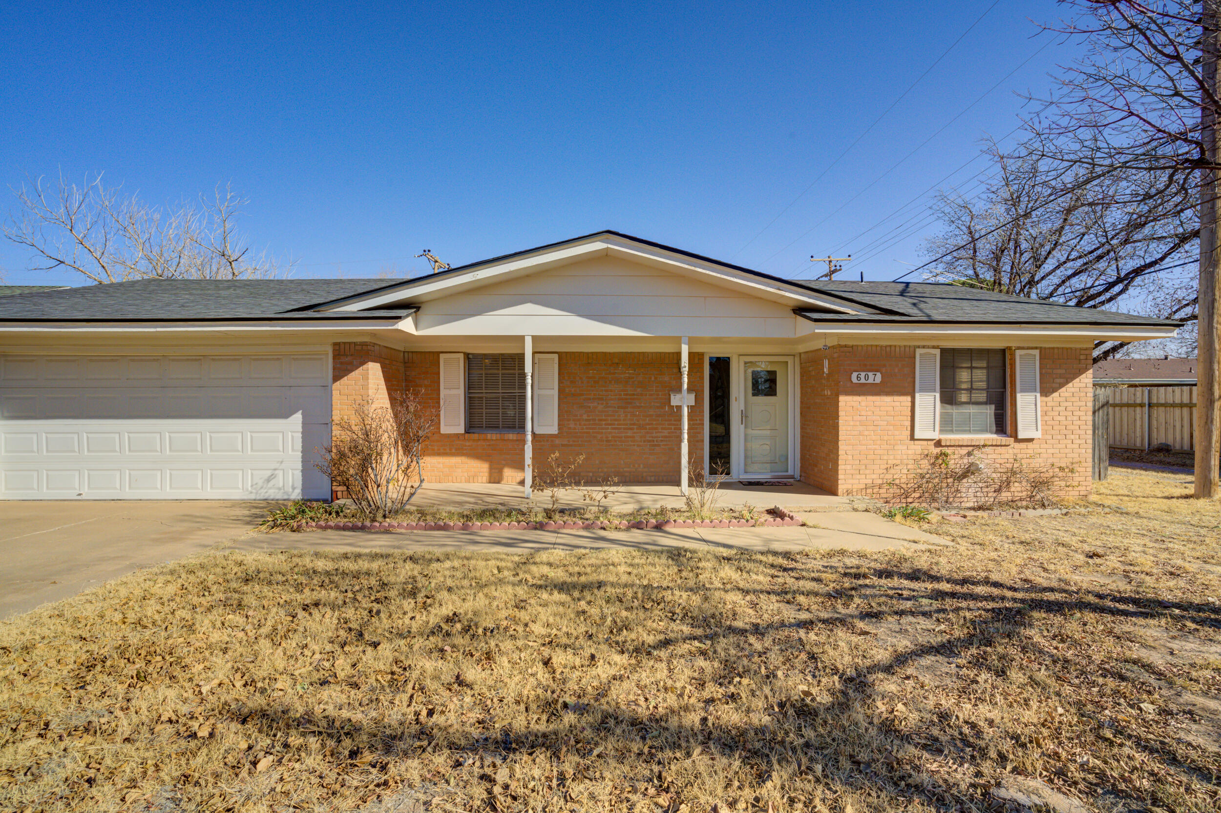 607 Chicago Avenue Lubbock, TX 79416 - Photo 3 of 41 DSC08316_17_18_19_20