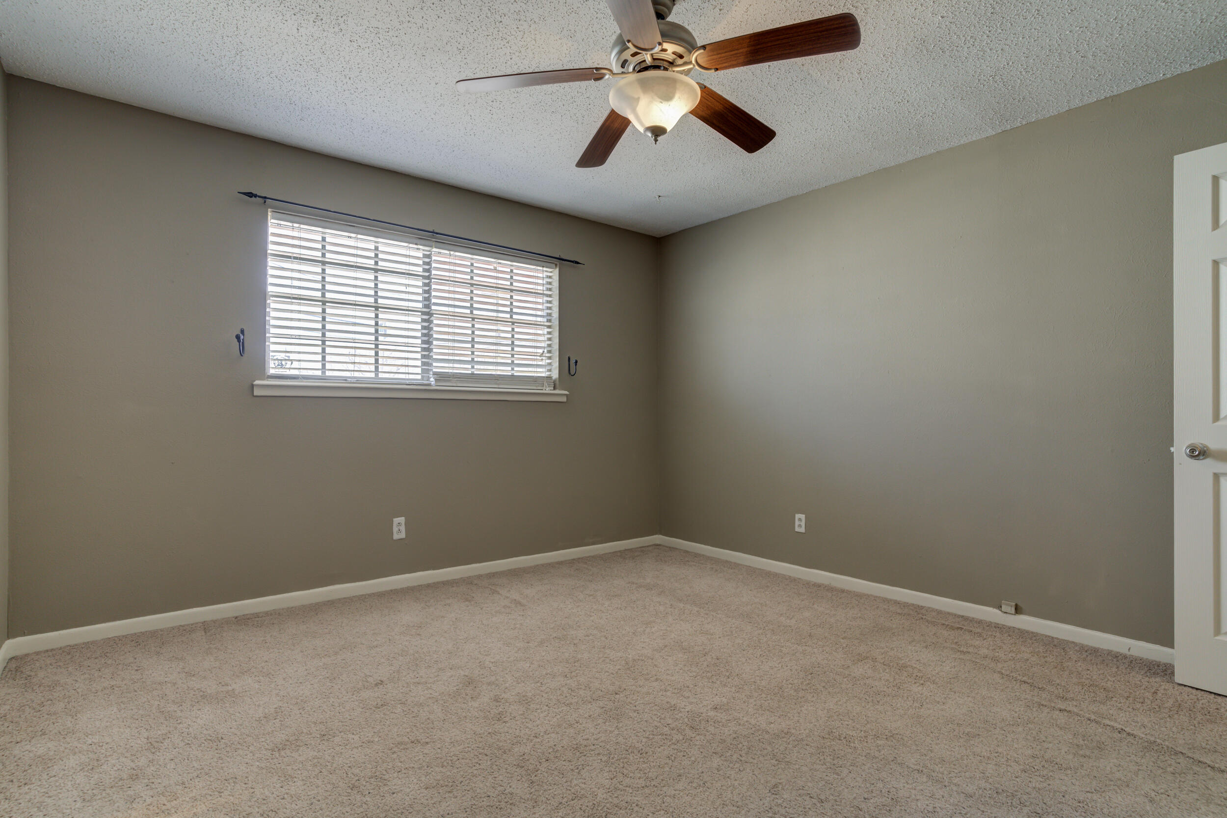 607 Chicago Avenue Lubbock, TX 79416 - Photo 31 of 41 DSC08246_47_48_49_50