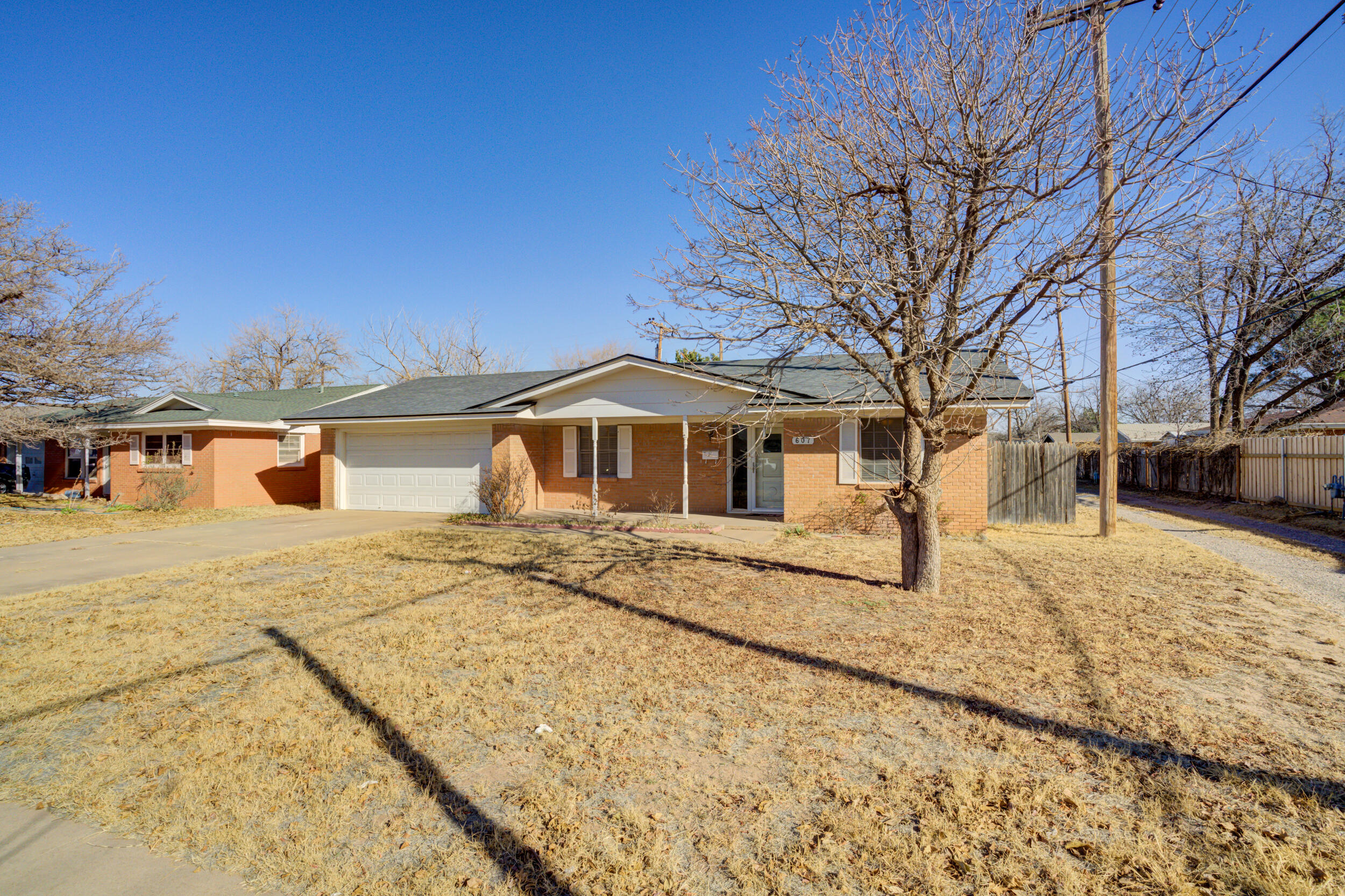 607 Chicago Avenue Lubbock, TX 79416 - Photo 4 of 41 DSC08311_2_3_4_5