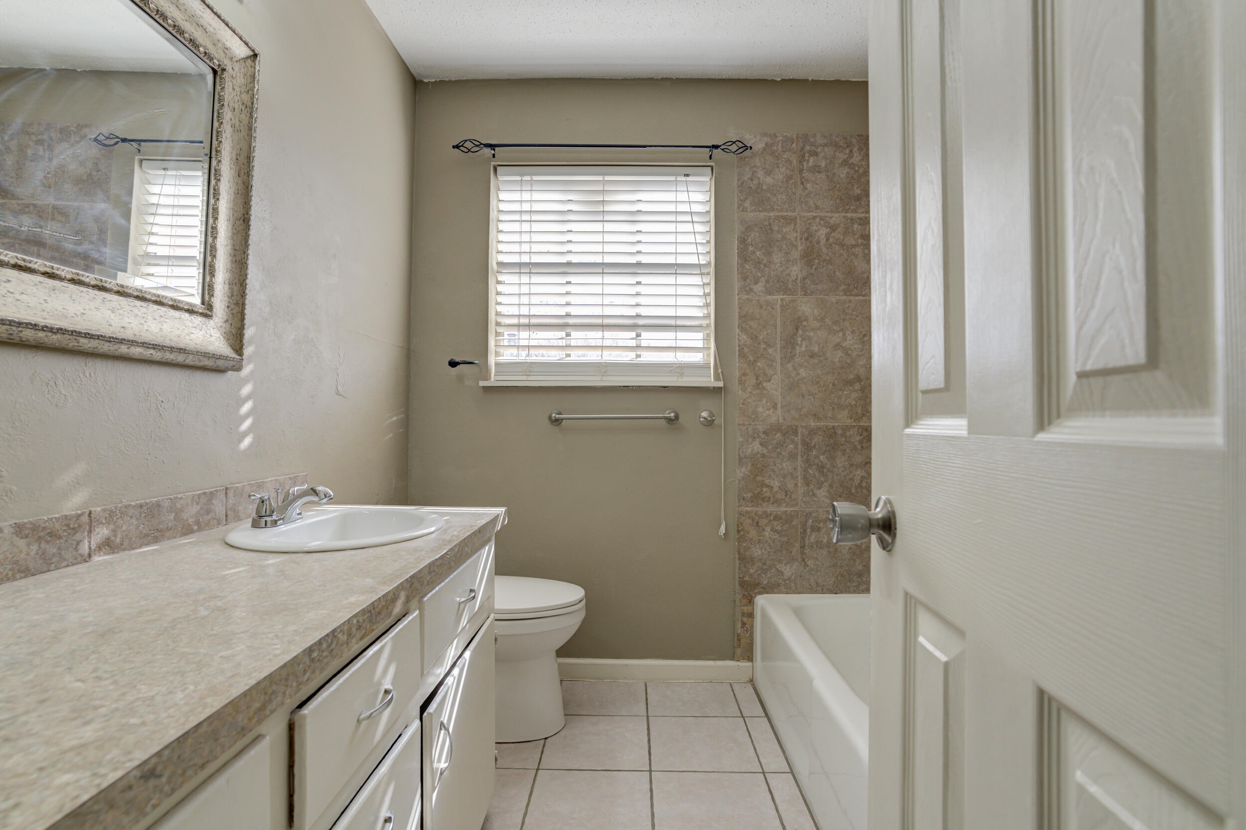 607 Chicago Avenue Lubbock, TX 79416 - Photo 10 of 41 DSC08126_27_28_29_30