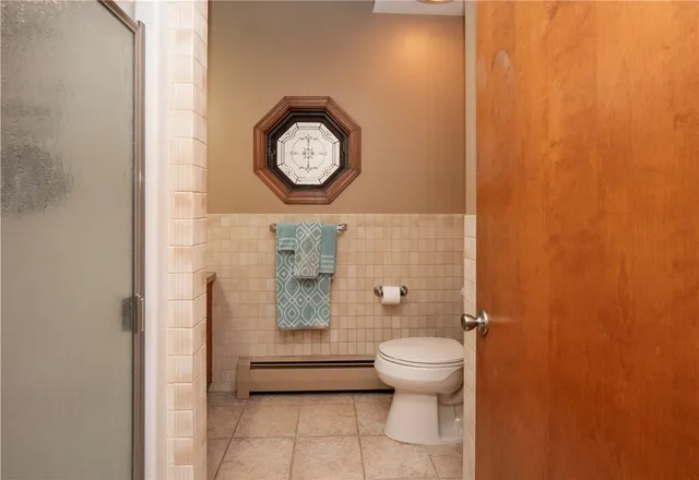 $689,900 | 140 Joe Sweet Road, Glocester, RI 02814