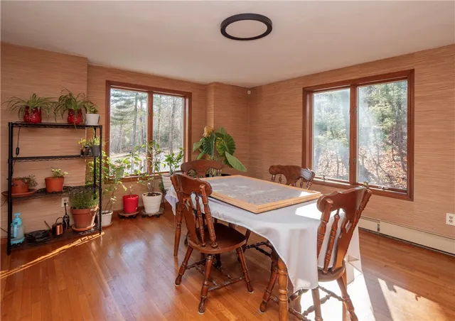 $689,900 | 140 Joe Sweet Road, Glocester, RI 02814