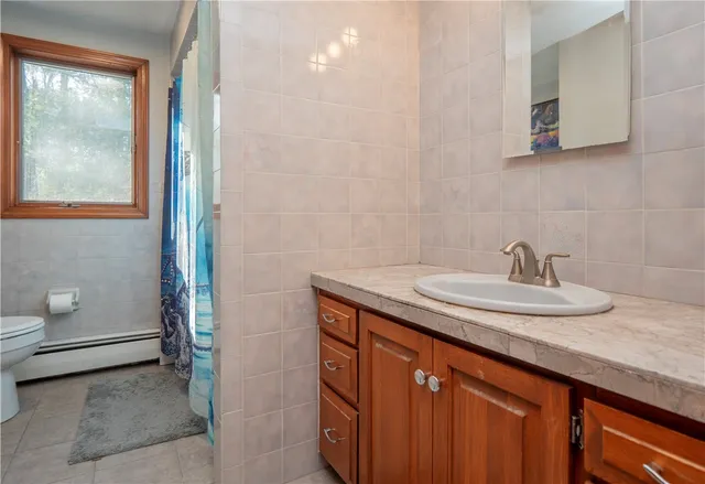 $689,900 | 140 Joe Sweet Road, Glocester, RI 02814