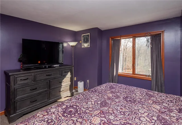 $689,900 | 140 Joe Sweet Road, Glocester, RI 02814