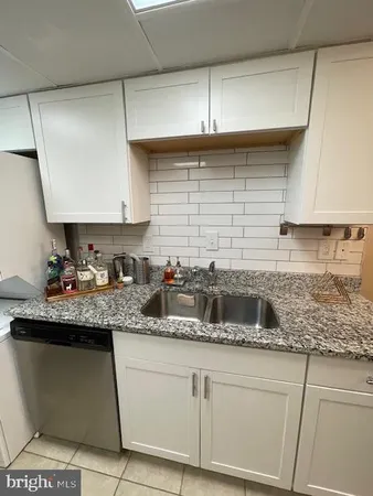 $1,630 | 5911 Edsall Road, Unit 709, Alexandria, VA 22304