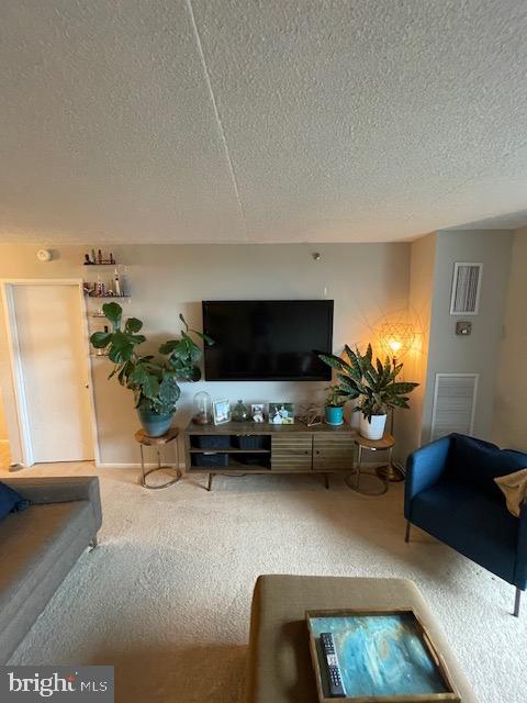 5911 Edsall Road, Unit 709 Alexandria, VA 22304 - Photo 3 of 16