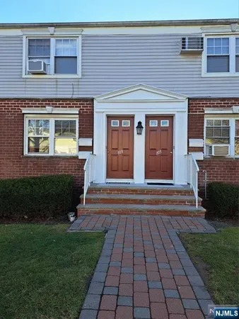 $1,750 | 103 A Hastings Avenue, Rutherford, NJ 07070