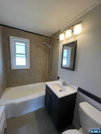 $1,750 | 103 A Hastings Avenue, Rutherford, NJ 07070