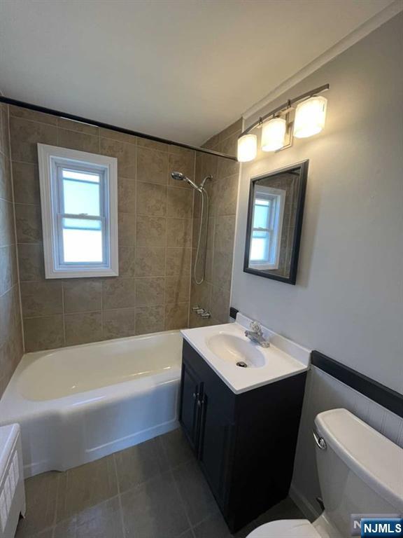 103 A Hastings Avenue Rutherford, NJ 07070 - Photo 2 of 8