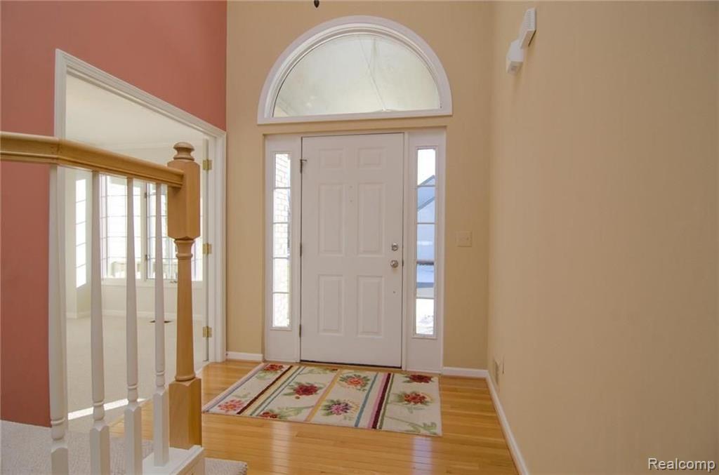 3190 Topview Court Rochester Hills, MI 48309 - Photo 4 of 28