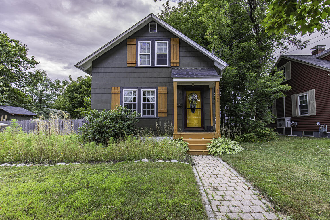 172 Fern Street Bangor, ME 04401 - Photo 1 of 28 001
