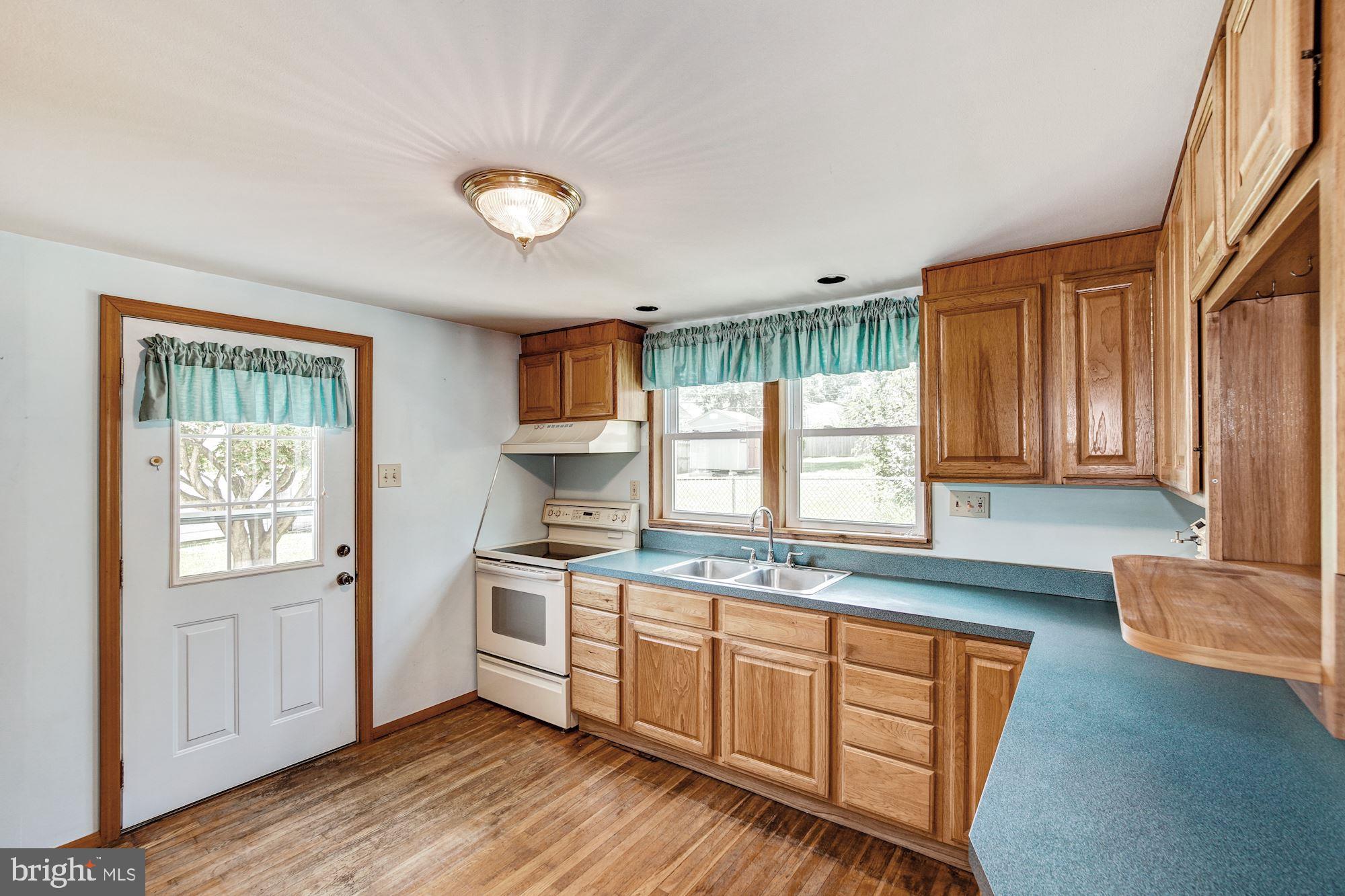 86 Seward Lane Aston, PA 19014 - Photo 17 of 44