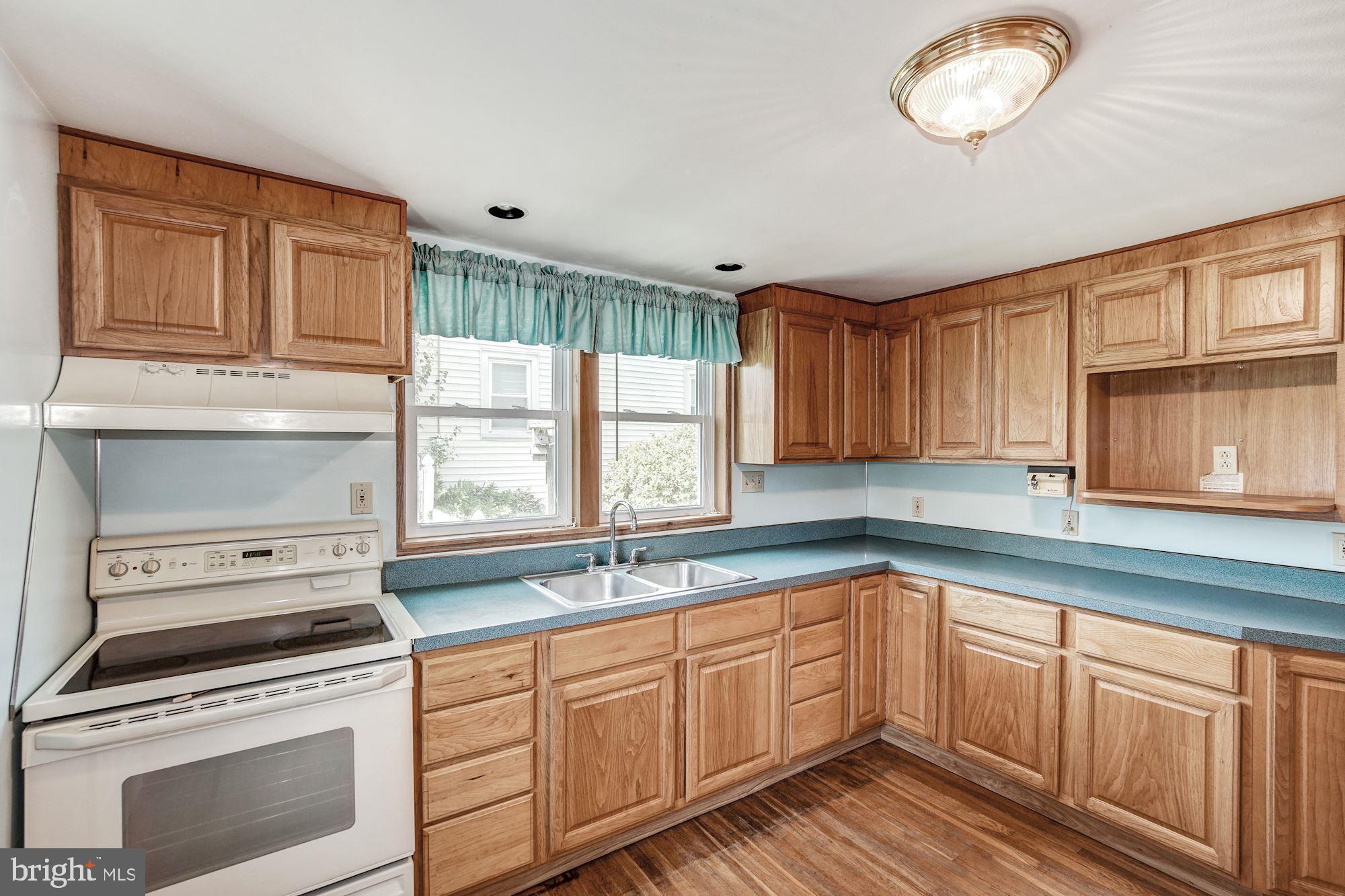 86 Seward Lane Aston, PA 19014 - Photo 18 of 44