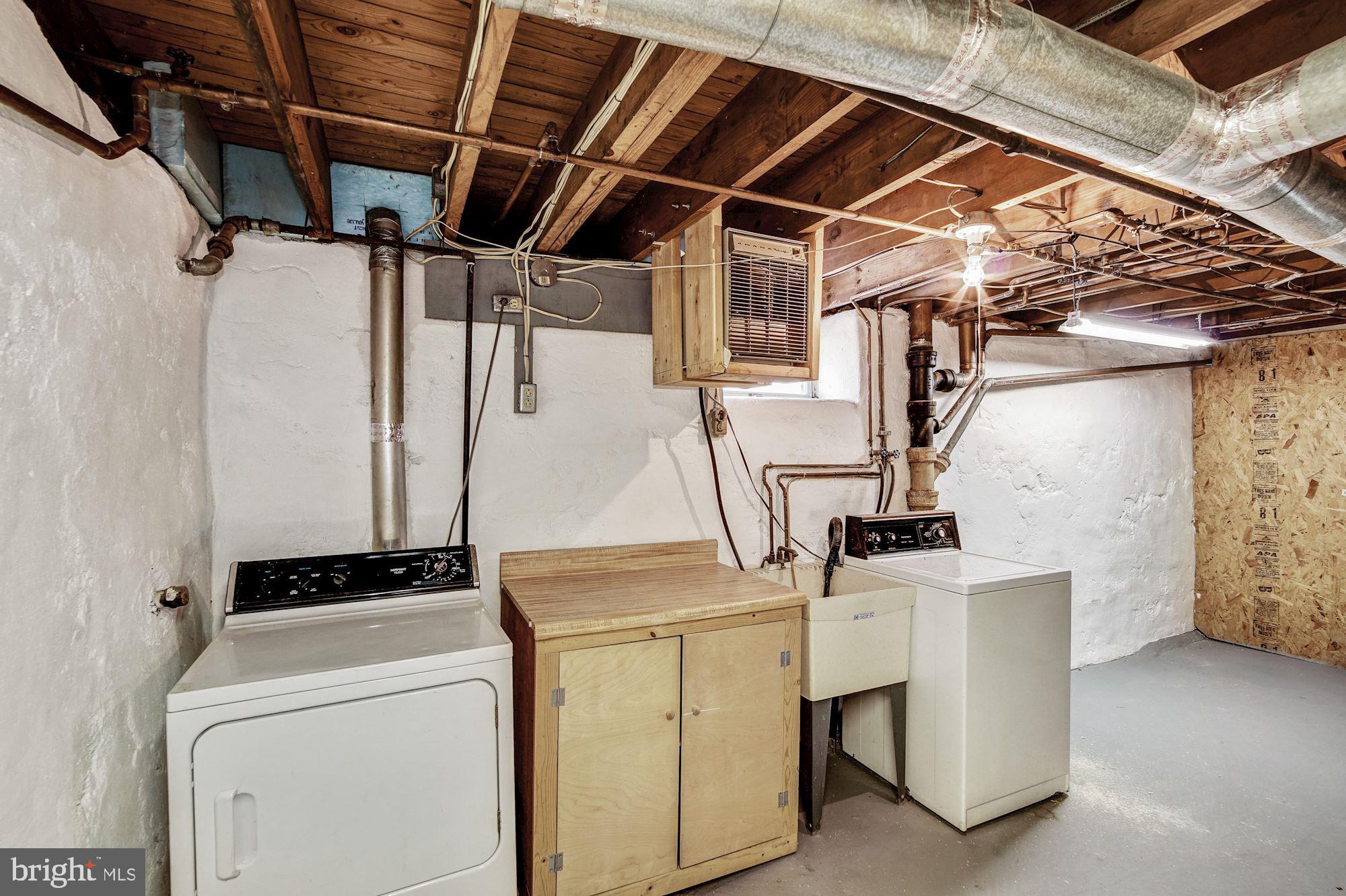 86 Seward Lane Aston, PA 19014 - Photo 36 of 44