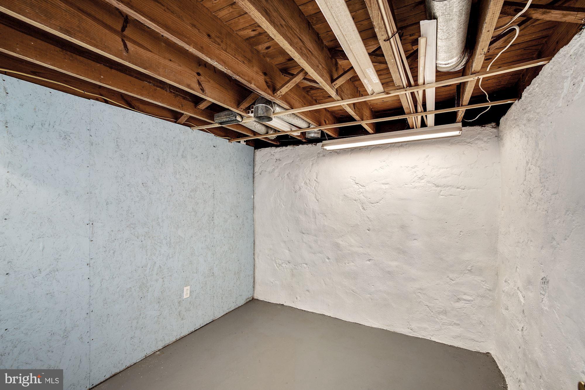 86 Seward Lane Aston, PA 19014 - Photo 40 of 44