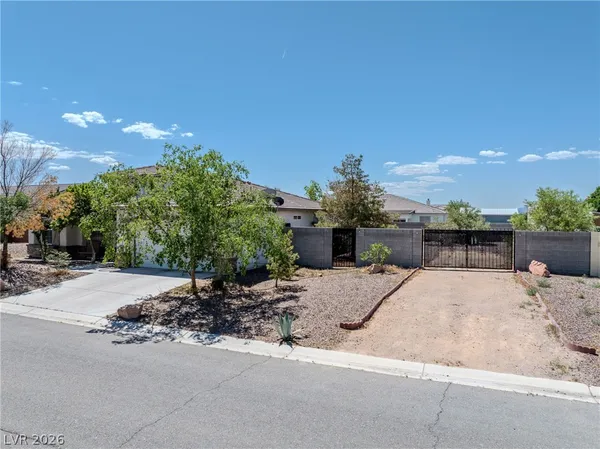 $340,000 | 565 Mazelle Lane, Pahrump, NV 89060