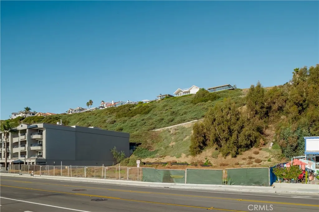 34650 Pacific Coast Highway Dana Point, CA 92624 - Photo 10 of 19 a view of a city