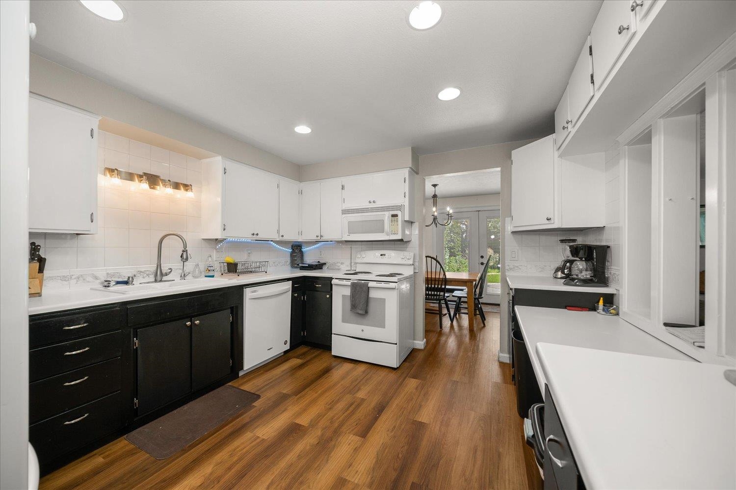 215-217 North Best Road Spokane Valley, WA 99216 - Photo 22 of 48 Gallery Image 22