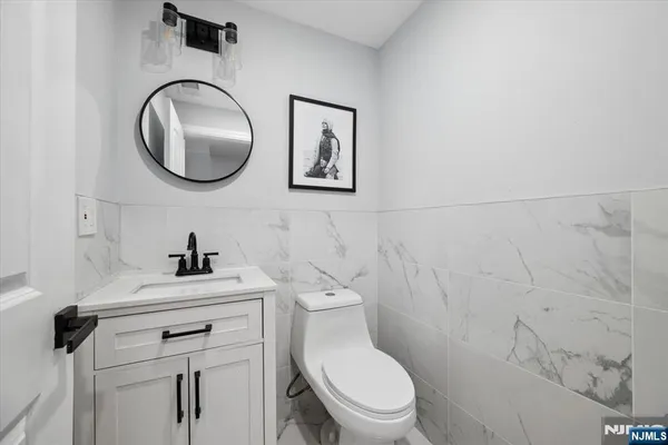 $879,000 | 2 Audubon Drive, Denville, NJ 07834