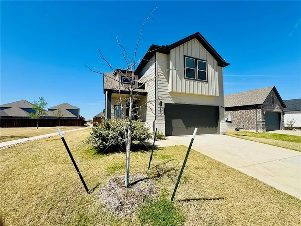 $379,000 | 589 Woodland Avenue, Lavon, TX 75166